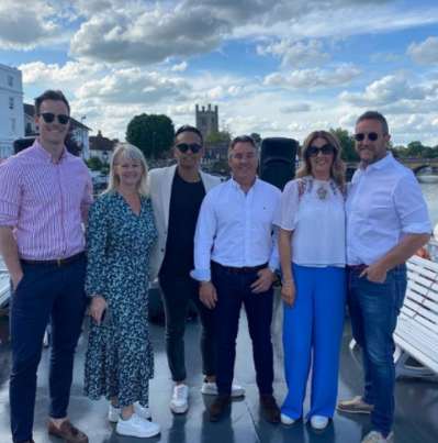 Twenty One Twelve Marketing founder Henry McIntosh with Maxim Financial Solutions and FOMO Founder Craig Muttitt, as well as Henley-on-thames based Jayson Jaurigue of 8RAY Group and Suzy and Jonny Hobbs of Hobbs of Henley.